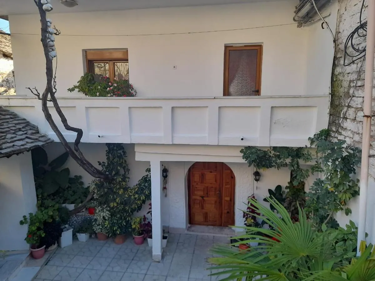 Gjirokastër Sokolli Guest House
