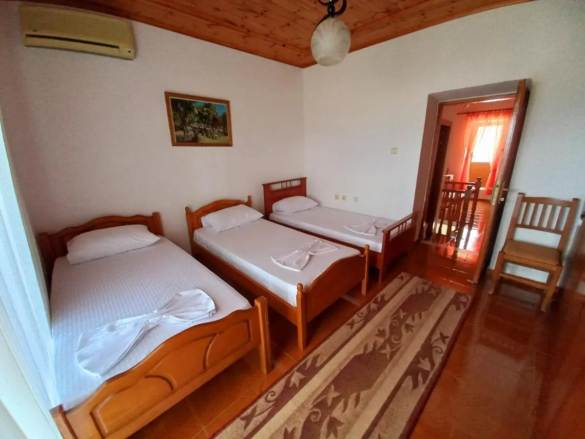 Sokolli Guest House Gjirokastër Albánie