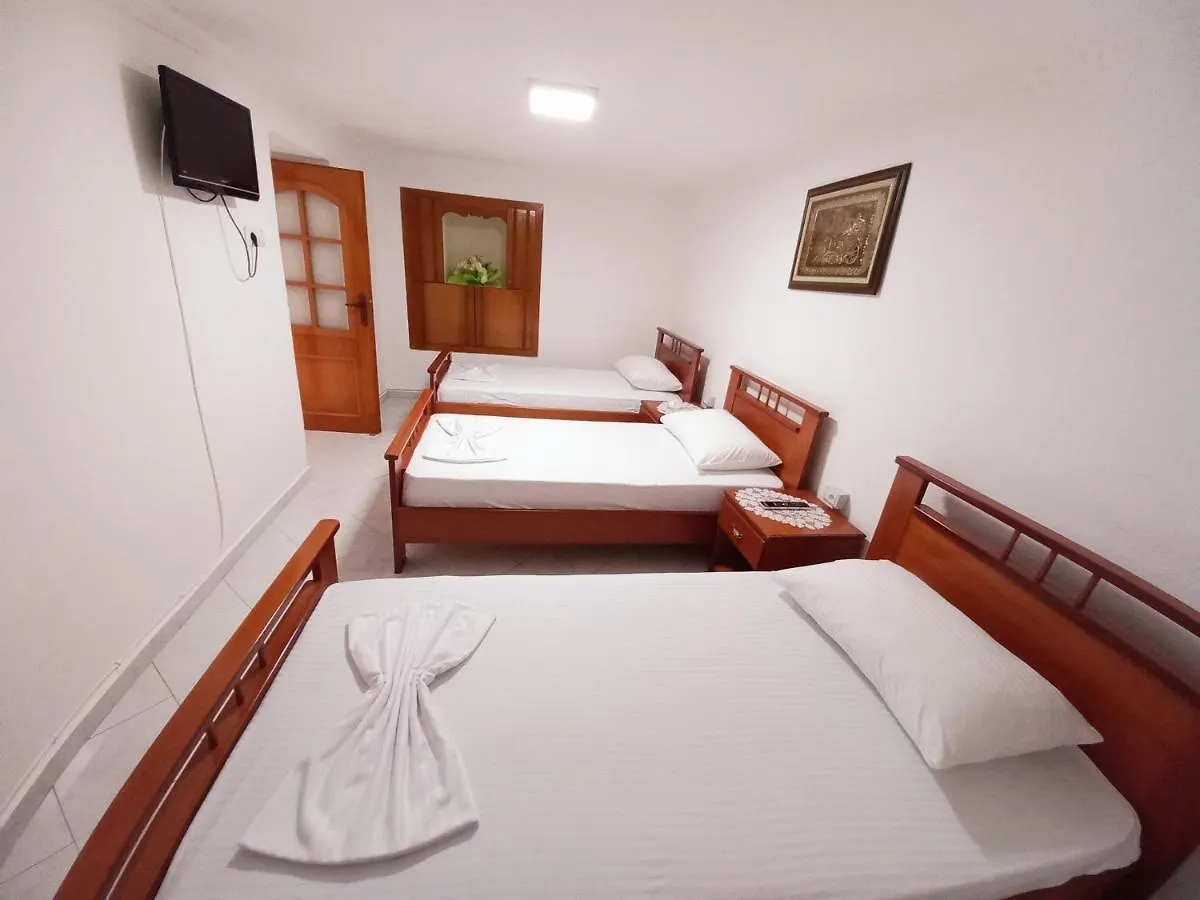 Sokolli Guest House Gjirokastër
